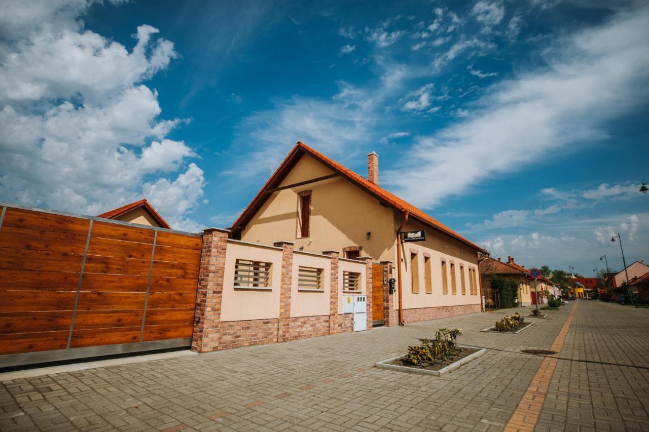 Nemeth Apartmanhazak Mórahalom 외부 사진